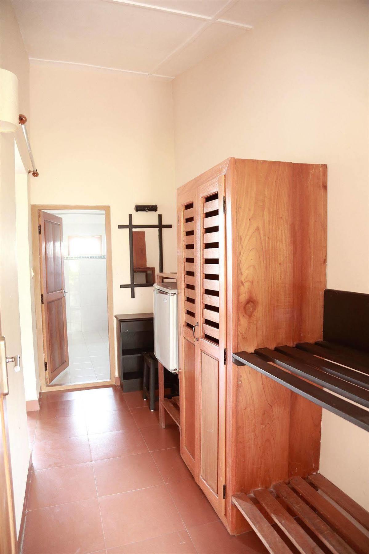 Green Jungle Holiday Resort Мунар Екстериор снимка