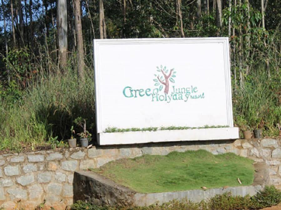 Green Jungle Holiday Resort Мунар Екстериор снимка